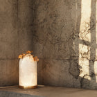 MONARCH TABLE LAMP