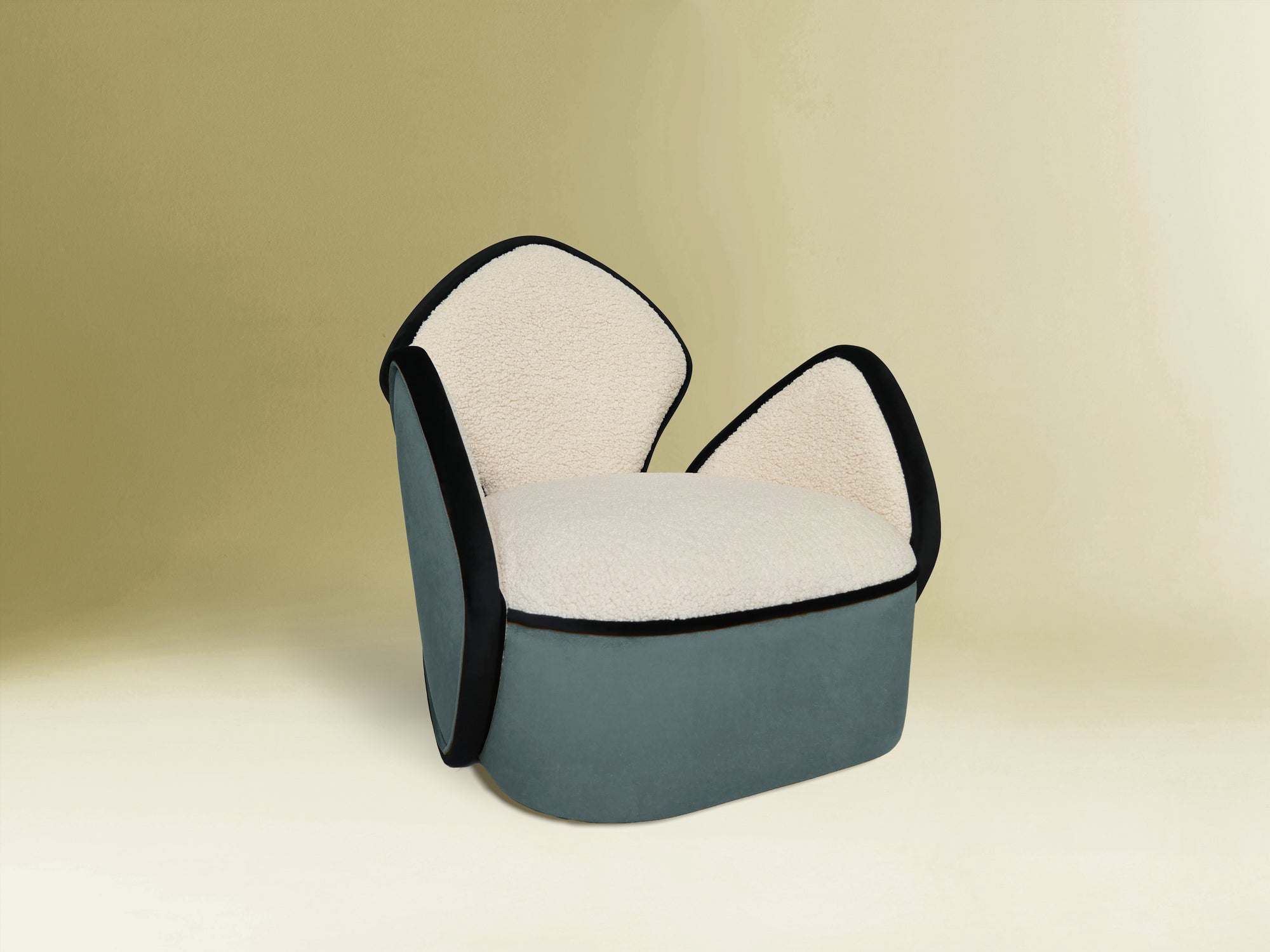 ORCA ARMCHAIR