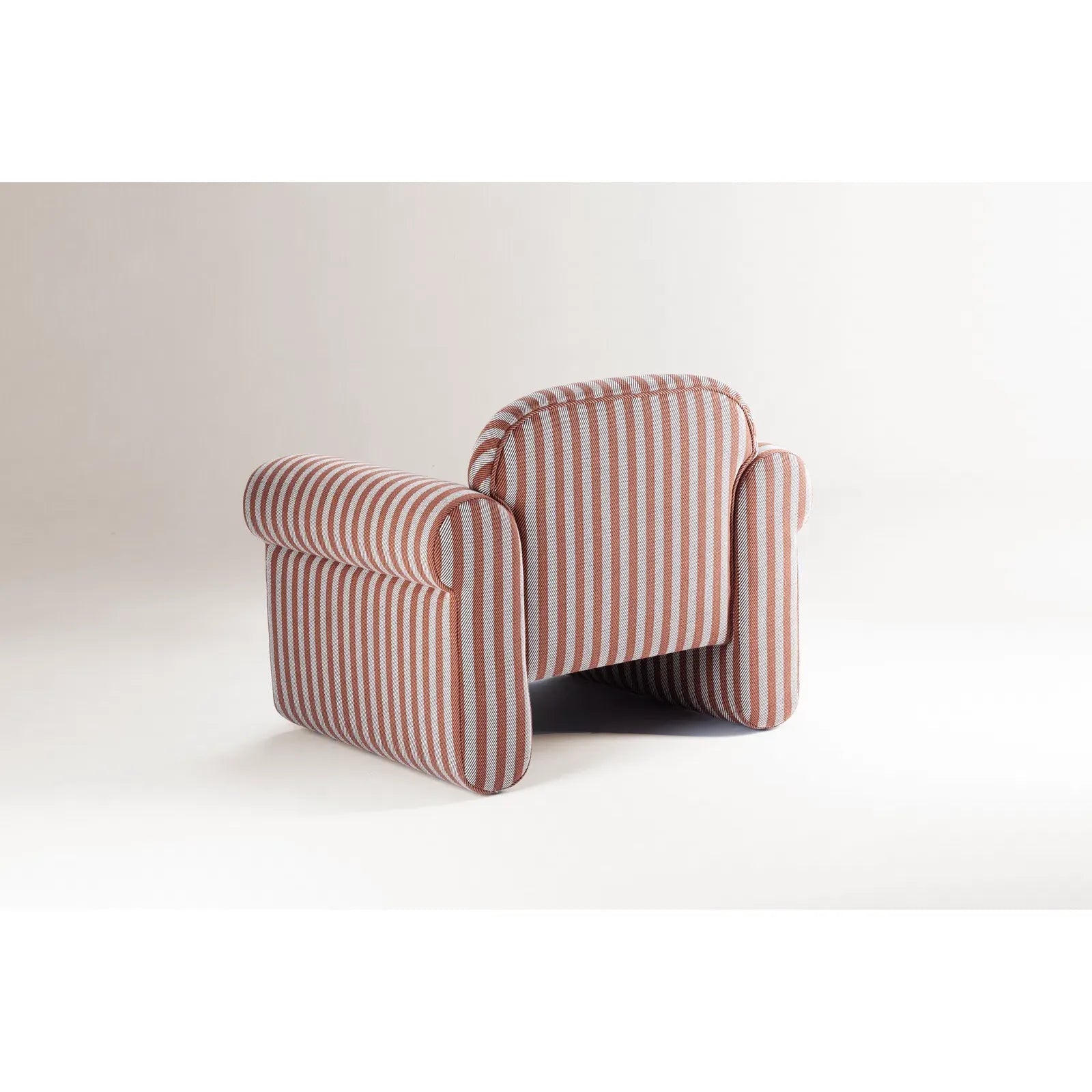 OSCAR ARMCHAIR - Armchair - Dooq - AIRE